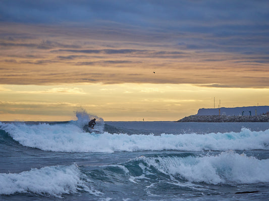 How I got hooked on surfing photography | Roberto Silverio